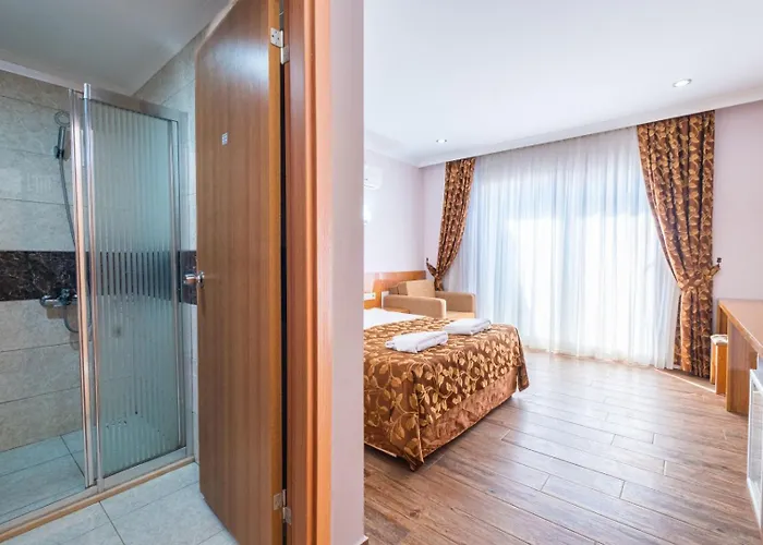 Tugra Halal Szálloda 4*