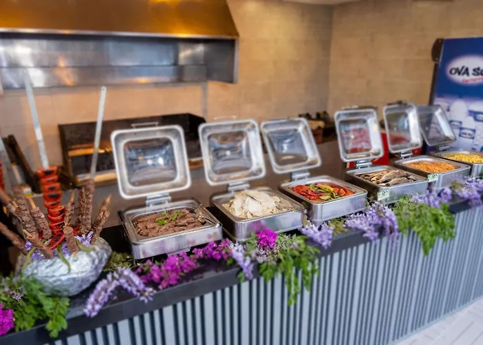 ホテル Tugra Halal 4*