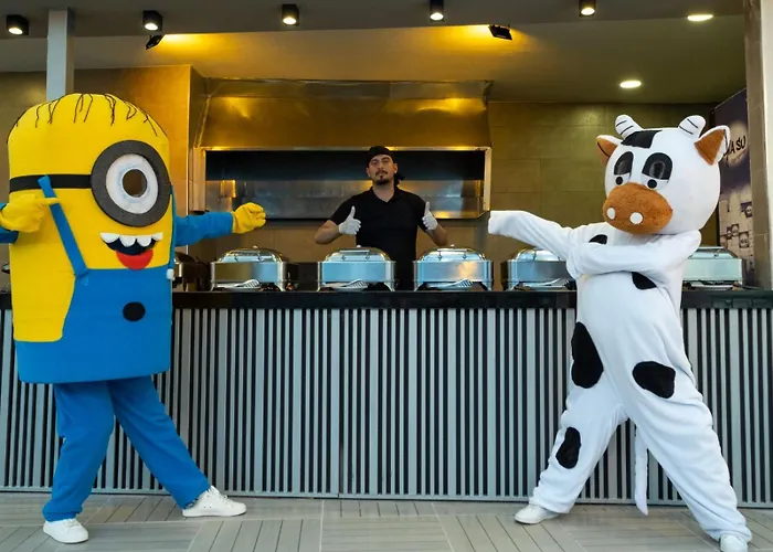 ホテル Tugra Halal