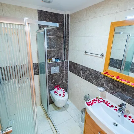 Tugra Halal Szálloda Alanya