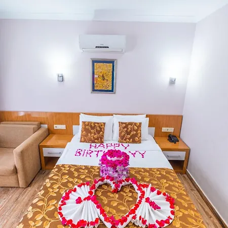 Tugra Halal Szálloda Alanya